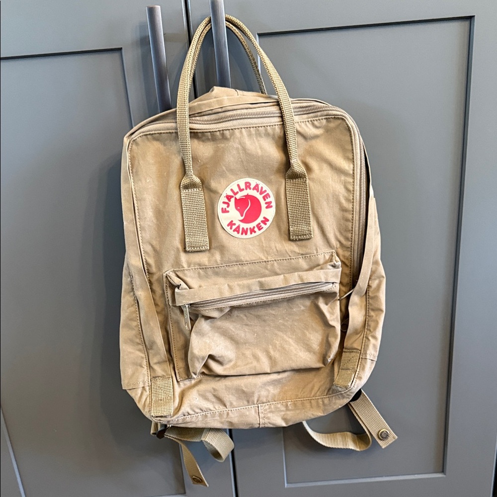 Fjallraven Kånken Backpack in Tan